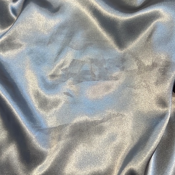 Chico’s Gray Shiny Tunic & Shimmery Crinkle Jacket Combination - Picture 12 of 12